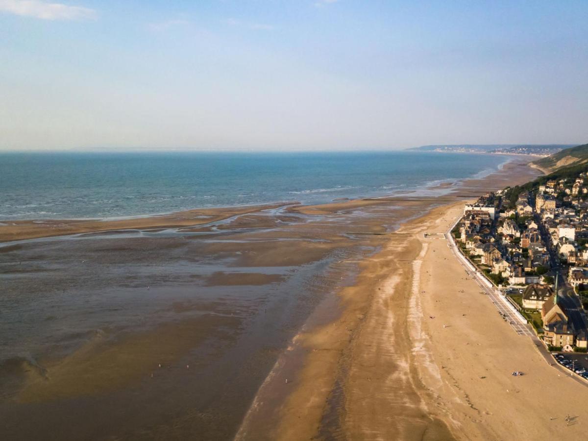 Apartment Le Normandie Home By Interhome * Cabourg