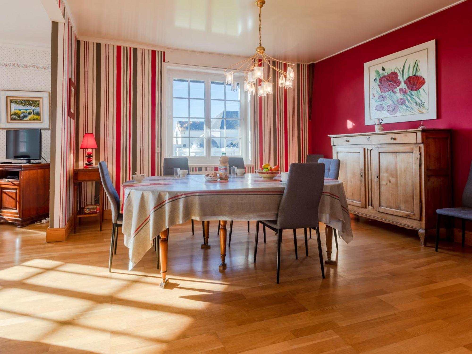 Apartment Le Normandie Home By Interhome Cabourg